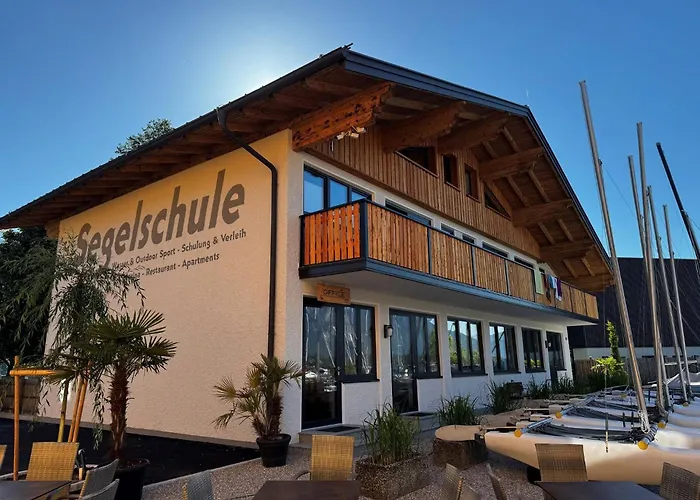 Hafenapartments Segelschule Mondsee